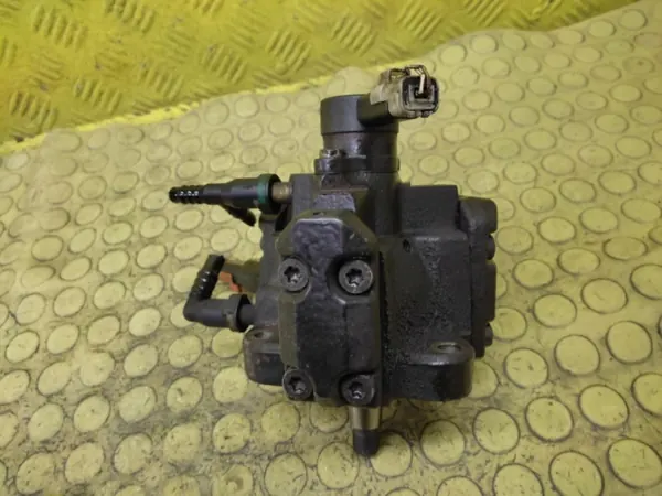 Peugeot 307 2.0 HDI bränslepump OEM 0445010046 image 7