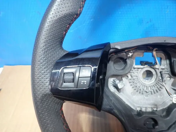 Volante Opel OE usado OEM 13338050 image 6