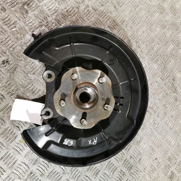 Lexus RX 450H 2019 Bakhjulsnav OEM UTO33645 image 2