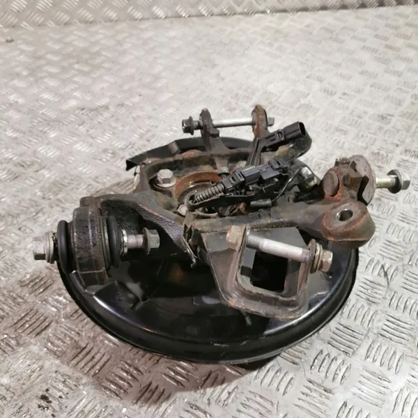 Lexus RX 450H 2019 Bakhjulsnav OEM UTO33645 image 5