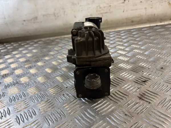 Wabco 4430200171 Compresseur de suspension usagé image 9