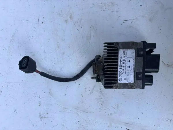 Radiatorventilator regelenheid Audi A4 B7 OEM 8E0 959 501 L image 2