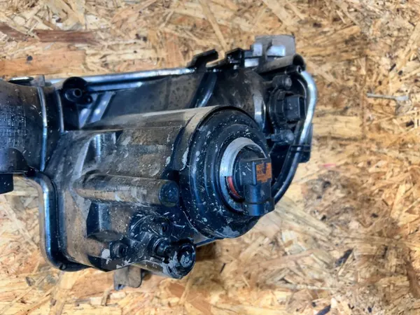 OEM 9670476180 R2456 Rechter Front-Nebelscheinwerfer Peugeot 508 image 10
