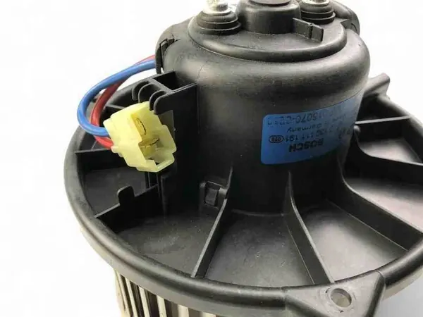 Värmemotor Mitsubishi Carisma (DA_) MR270024 image 3