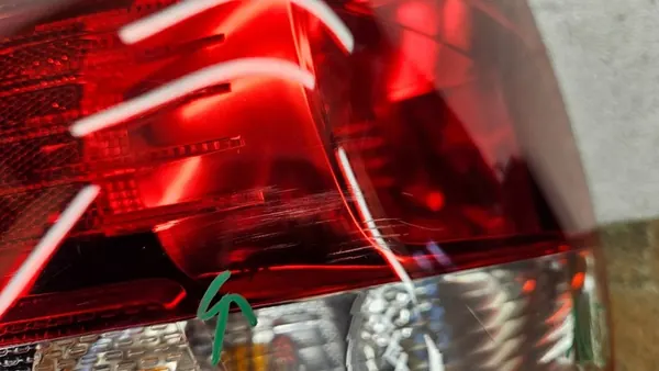 VW GOLF VI KOMBI VÄNSTER BAKLJUS 1K9945095E image 5