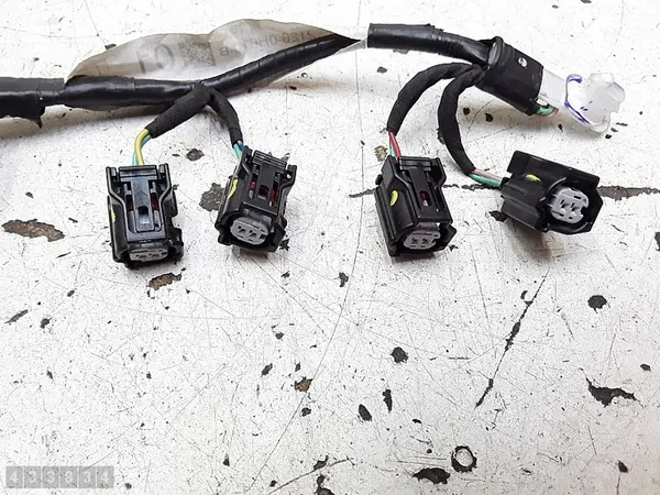 Câblage Citroen C1 2019 1000 Essence OEM 821260h010b image 3