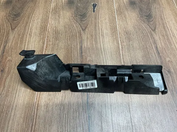 Porsche 911 992 Heckstoßstangen-Schieber OEM 992807885Q image 6