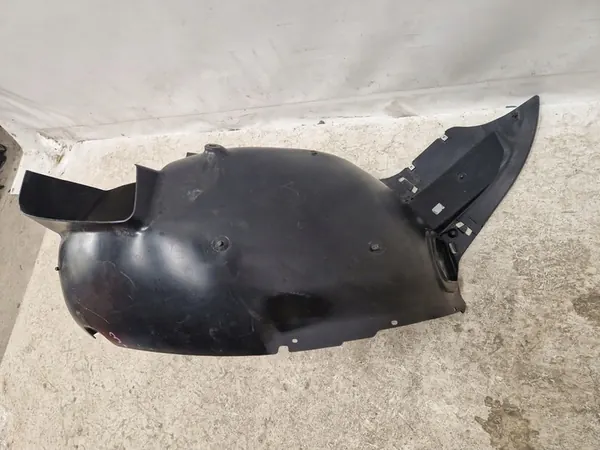 Volkswagen OE 2K5805912G wheel arch image 3