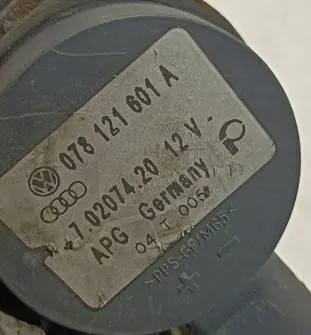 Vattencirkulationspump Audi A8 D3 4.0 TDI image 4