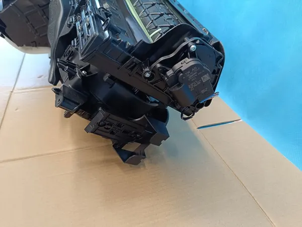 VERWARMINGSWISSEL SKODA SCALA LIFT 1.0TSI 2Q1820007B image 3