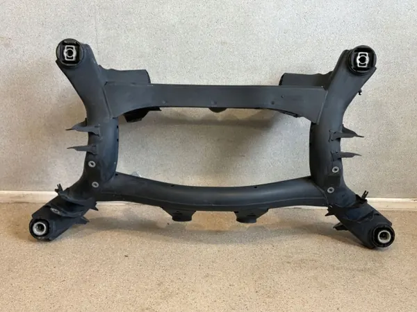 BMW Hinterachsschwinge OEM 8837900 - Gebraucht image 2