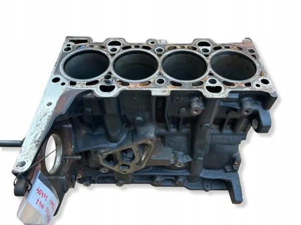 BMW Moottorilohko OEM 7786664 118d/318d/320d image 2