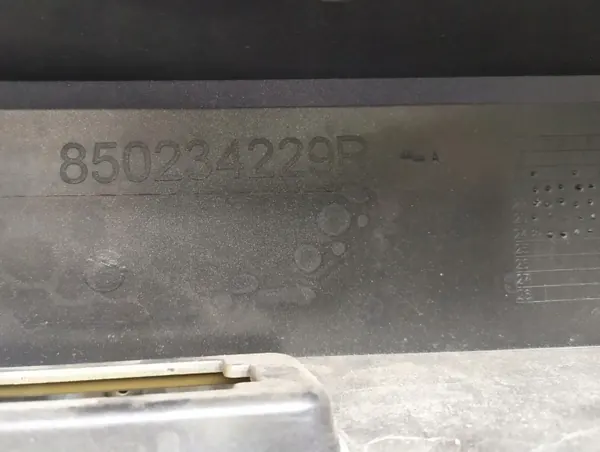 Pare-chocs Arrière OEM 850234229R pour Sandero III image 5