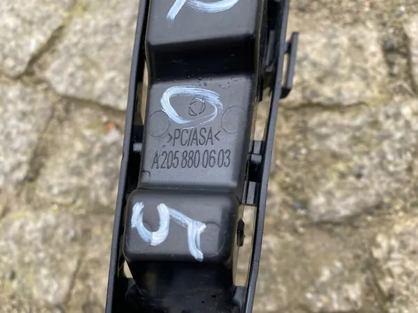 Deslizamento de para-choque traseiro direito MERCEDES C-Class image 5