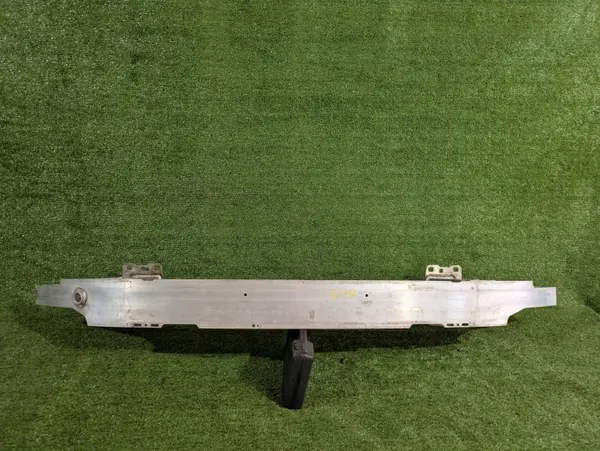 Viga de parachoques delantera OEM CSC28275 Audi A6 C8 image 2