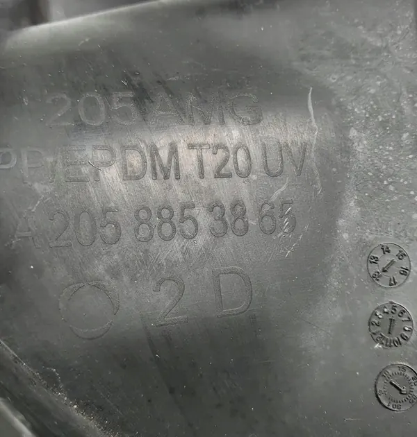 Mercedes C W205 Suporte de para-choque dianteiro esquerdo A2058853865 image 3