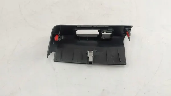Prise USB Toyota OEM 55407K0020 - Occasion image 3