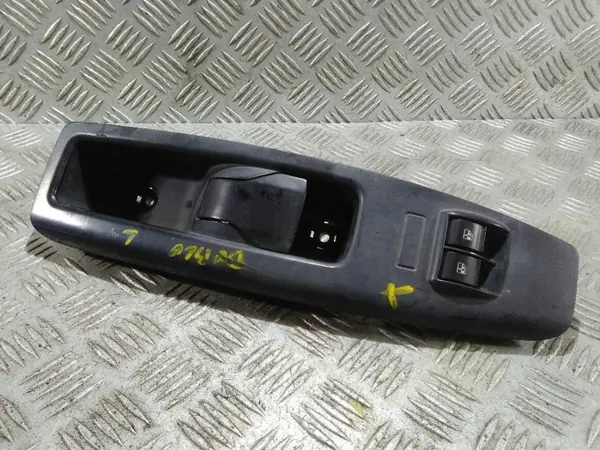 Puxador interior esquerdo dianteiro Fiat OE 735484919 image 2
