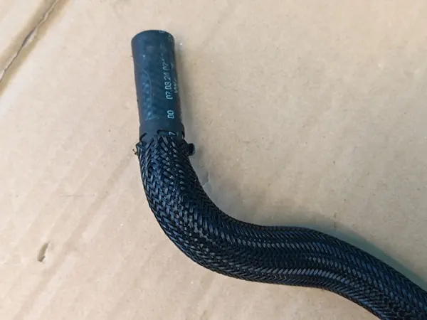 CUPRA FORMENTOR 2.0 TDI 110KW 2024 Capteur de pression de carburant OEM image 7