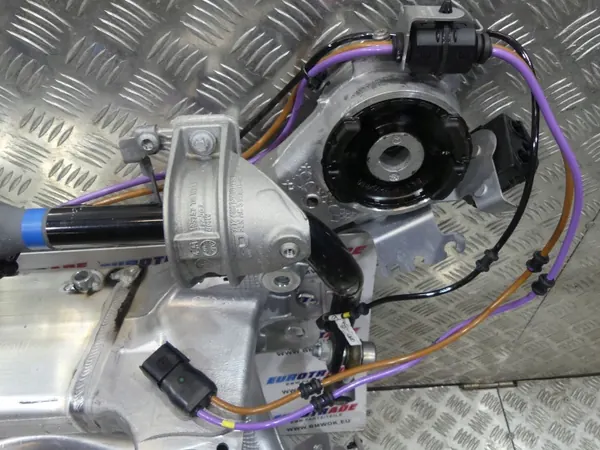 Brazo suspensión trasera BMW XM OEM 6793995 - 36km image 6