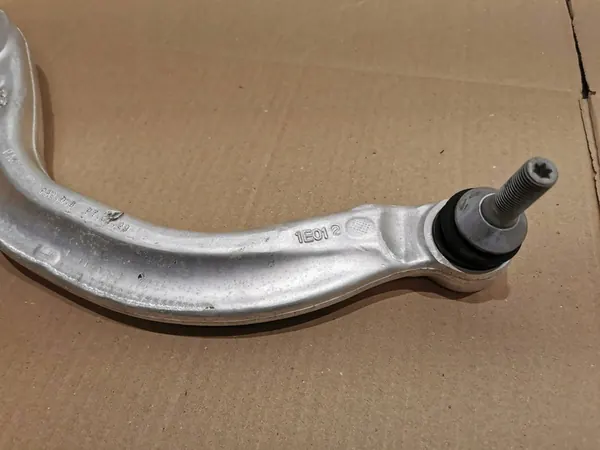 TESLA MODEL 3 17- Braccio di Controllo Anteriore Destro RWD image 3