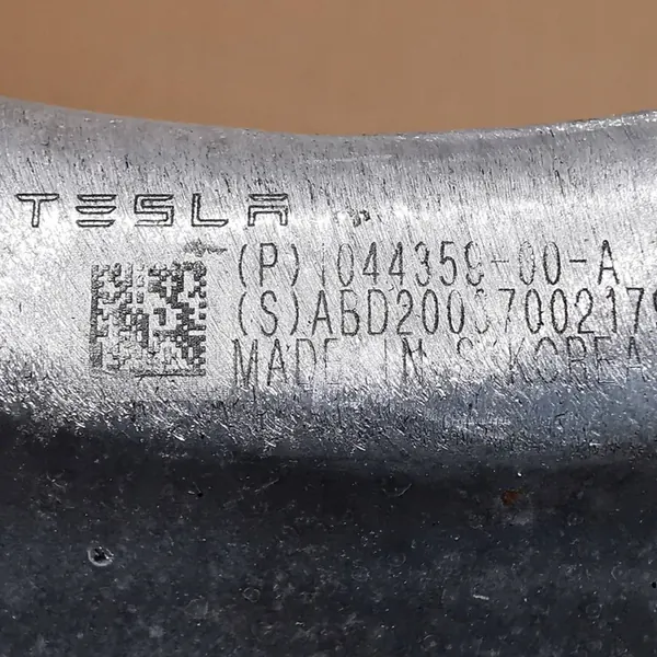 TESLA MODEL 3 17- Braccio di Controllo Anteriore Destro RWD image 7