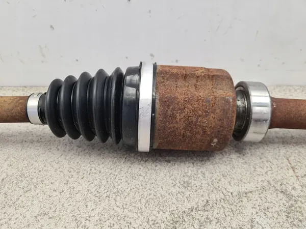 DACIA DUSTER I 1.5 DCI Höger Drivaxel 391003840R image 4