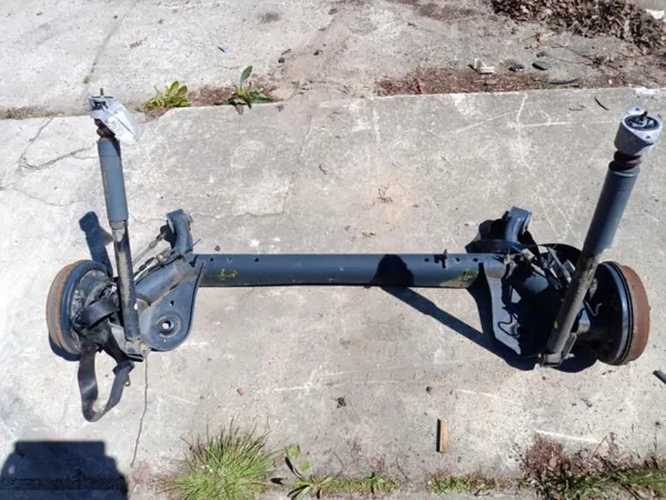 Ford Tourneo Courier Achterophangbalk OEM Wrakowisko-16156- image 4
