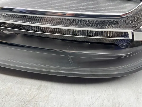 AUDI Q7 Refletor Frontal Esquerdo Full LED 4M0941033 image 5