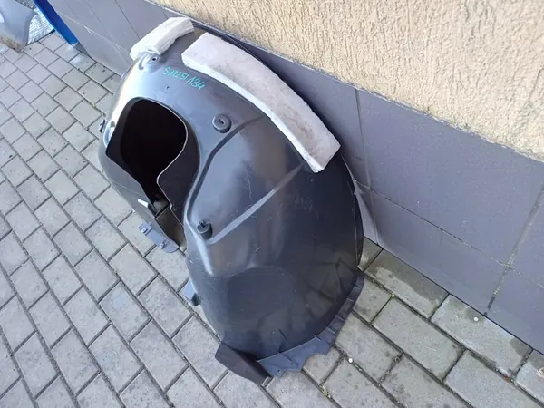 SKODA SUPERB 3 III 15- Right Front Wheel Arch 3V0809958 image 4