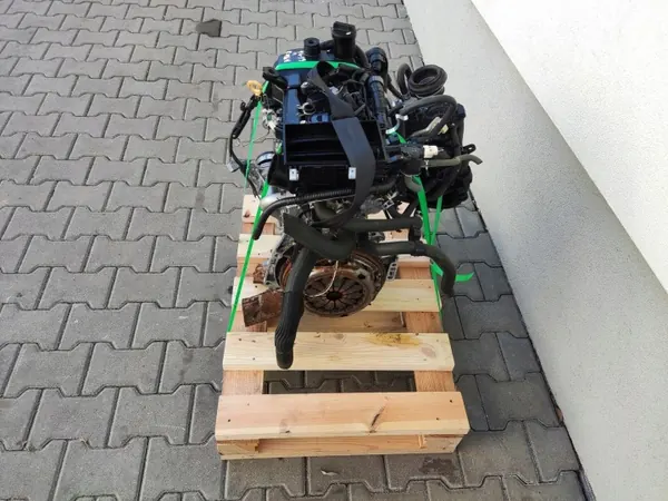 Motor Toyota OE con Inyectores 1KR 44k km image 6