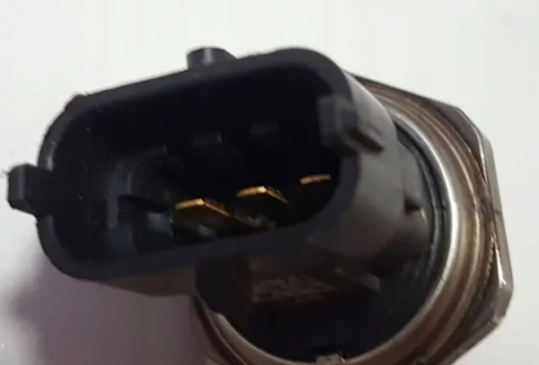 Kia Niro Brandstofdruksensor OEM 9022060014 image 3