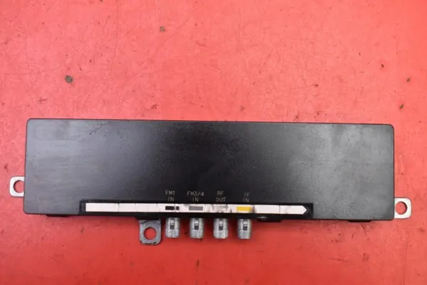 Amplificateur d'antenne Audi A6 C6 OEM 4F9035225F image 2