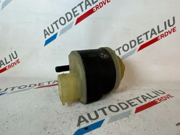 BMW Bränslefiltervärmare OEM 1332857251 för 2.0L diesel image 4