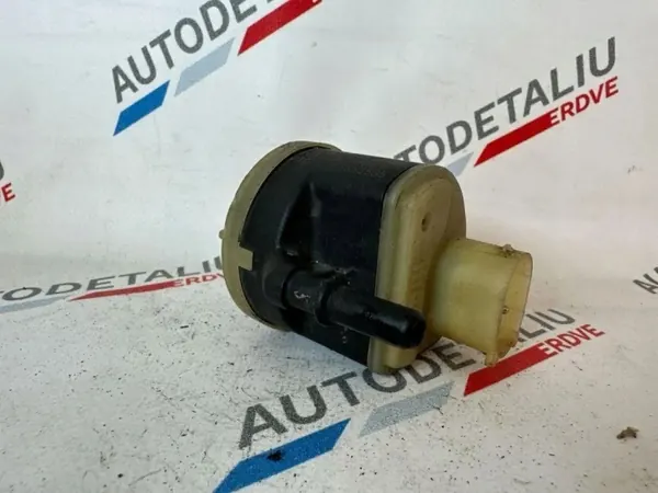 BMW Bränslefiltervärmare OEM 1332857251 för 2.0L diesel image 9