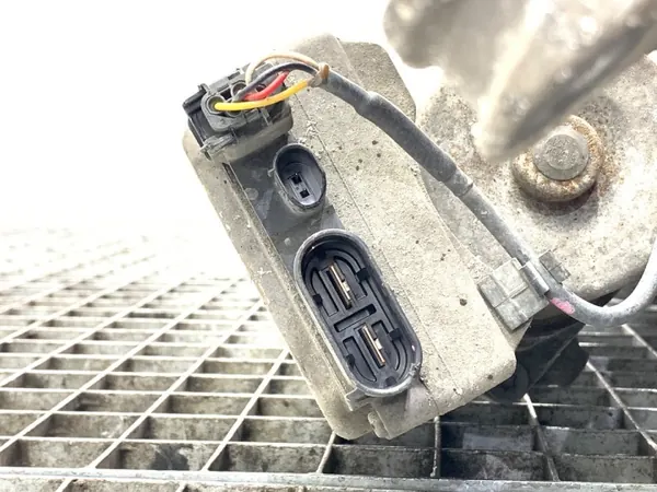 Ohjausvaihde hammastanko OEM 6820000221 Mercedes CLA image 6