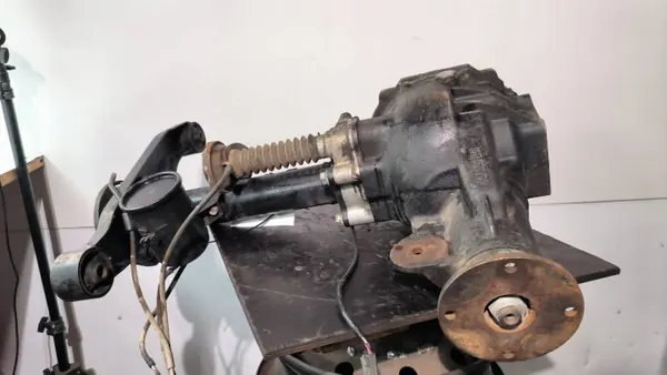 Front Differential Mitsubishi Pajero IV 3.2 DID 2014 MR453792 image 2