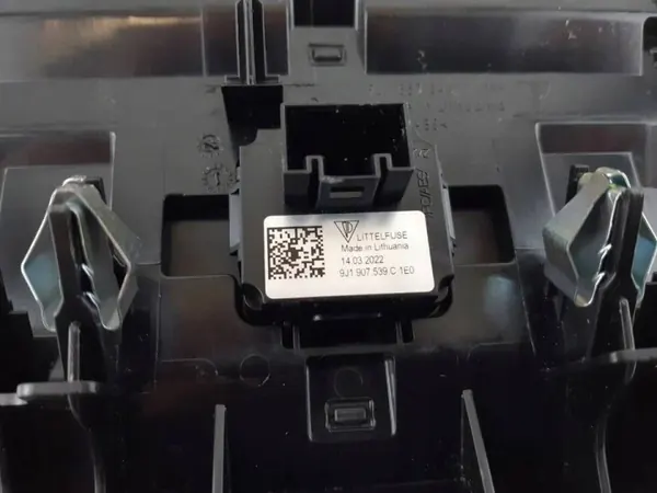Porsche Taycan Zonsensor OEM 9J1907539C - Gebruikt image 3