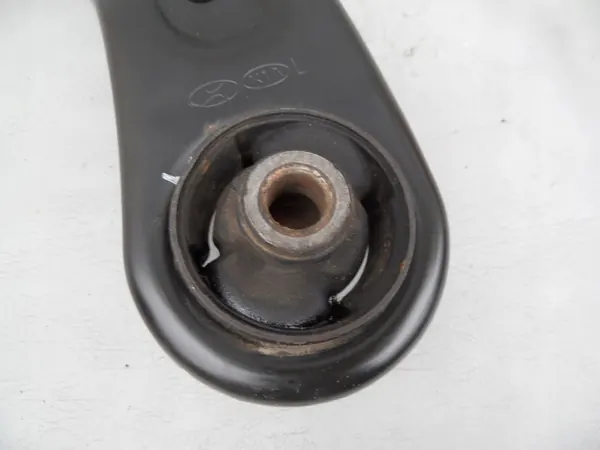 Braccio di Controllo Sinistro Kia Stonic 2023 OEM 54500-H8500 image 3