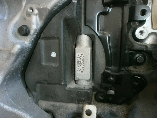 D4204T14 Dieselmoottori Volvo XC60 V90 S90 V60 S60 XC40 image 4