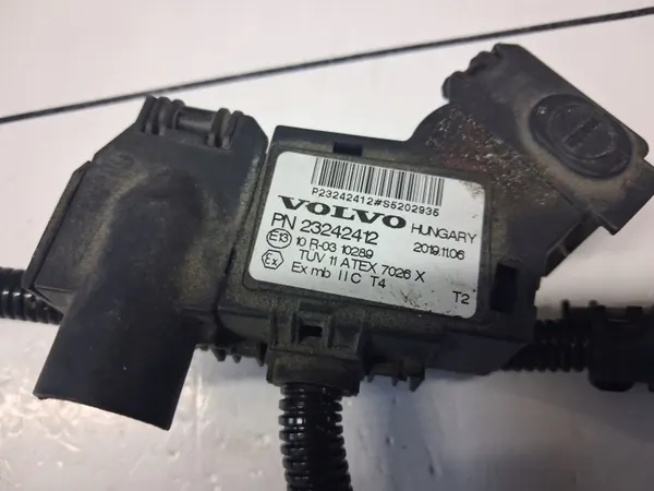 Sensor Batería Volvo OEM 23242412 para Camiones FH/FM image 3