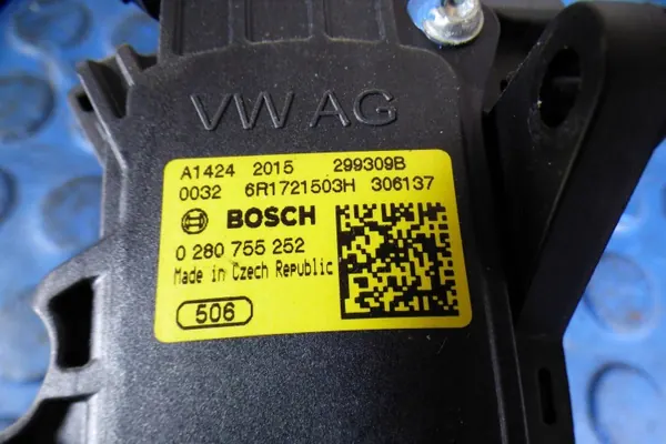 Pédale d'accélérateur Skoda Rapid 1.2 TSI OEM CART6R1721503H image 3