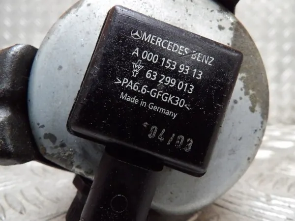 Kraftstofffiltersensor Jeep Grand Cherokee WJ 2.7 CRD A0001539313 image 2