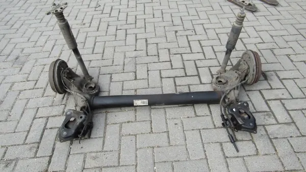 Fiat Punto Evo achteras OEM Fiat Punto Evo belka oś tył image 2