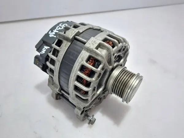 Volkswagen Golf VII 2018 Alternator 1.6TDI DGT image 5