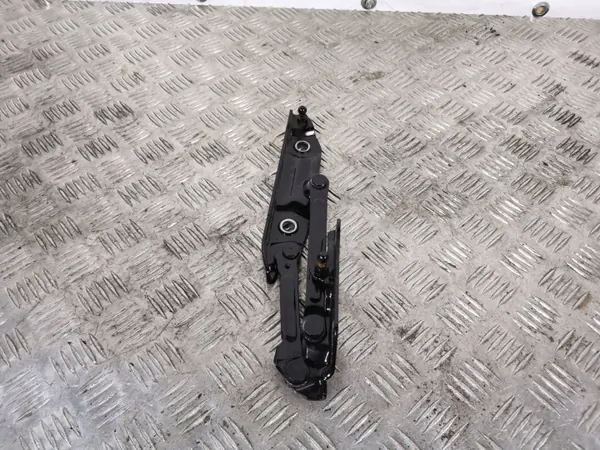 Infiniti Q50 Bagageluckfäll OEM FBZ7680 - Begagnad image 3