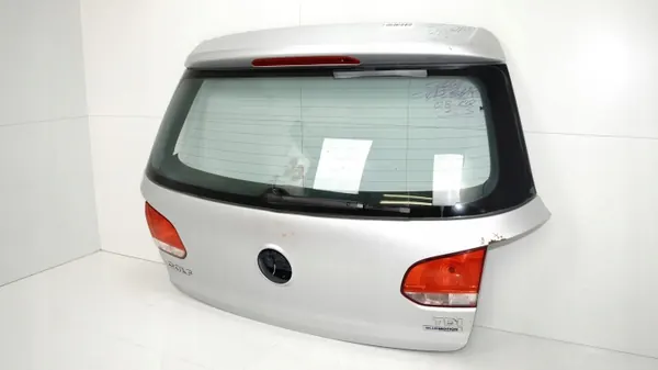 VW Golf VI Heckklappe OEM 360178886 Gebraucht image 3