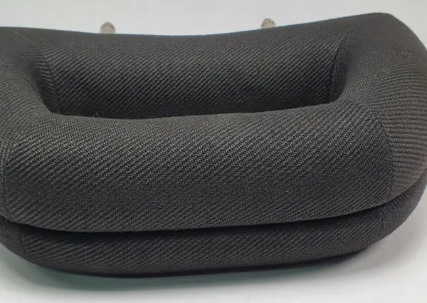 Taka-oikea pääntuki OEM 1C VW New Beetlelle image 3