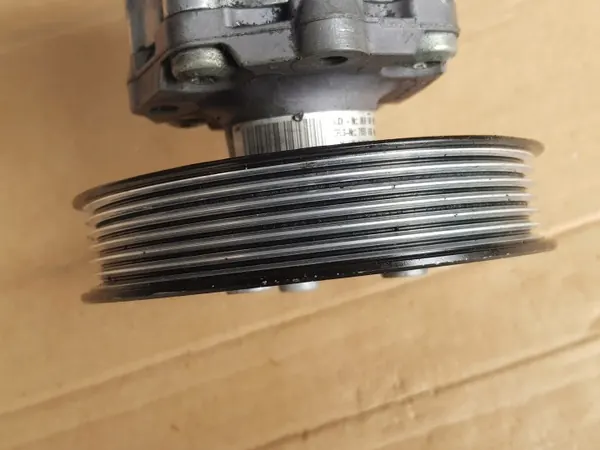 OEM CGK servostyrpump för Audi A4 B8, A5 8T, Q5 8R image 7