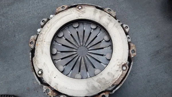 Kytkinlevy Flywheel Set Jumpy Scudo 1.6 HDI image 3